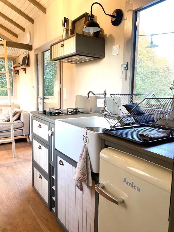 Jolie Tiny House Sous Les Grands Arbres Villa Cholet Ngoại thất bức ảnh